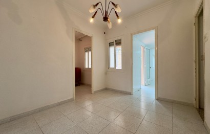 Resale - Apartment / flat - Elche - Plaza Barcelona