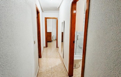 Resale - Apartment / flat - Torrevieja - Centro