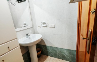 Resale - Apartment / flat - Torrevieja - Centro