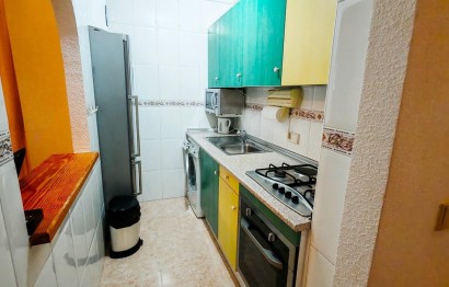 Resale - Apartment / flat - Torrevieja - Centro