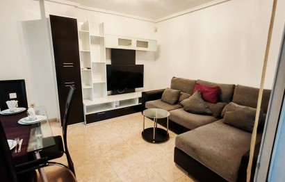 Resale - Apartment / flat - Torrevieja - Centro