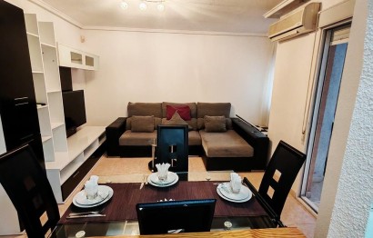 Resale - Apartment / flat - Torrevieja - Centro