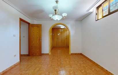 Resale - Villa - Elche Pedanías - Peña las Águilas