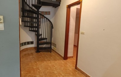 Reventa - Comercial - Elche - Toscar