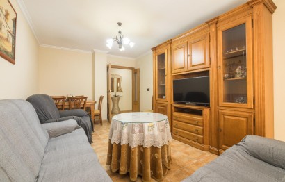 Resale - Apartment / flat - Pinoso - Comunidad valenciana