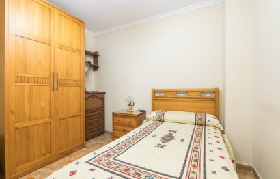 Resale - Apartment / flat - Pinoso - Comunidad valenciana