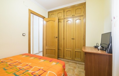 Resale - Apartment / flat - Pinoso - Comunidad valenciana
