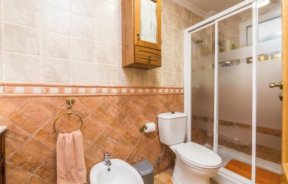 Resale - Apartment / flat - Pinoso - Comunidad valenciana