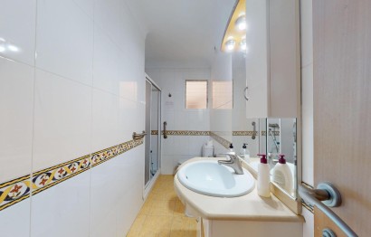 Resale - Apartment / flat - Elche - Plaza Crevillente-Juzgados
