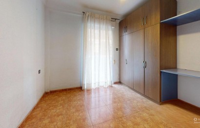 Resale - Apartment / flat - Elche - Plaza Crevillente-Juzgados