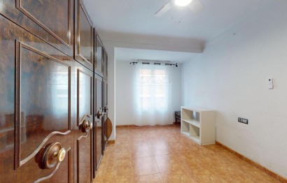 Resale - Apartment / flat - Elche - Plaza Crevillente-Juzgados