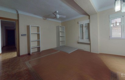 Resale - Apartment / flat - Elche - Plaza Crevillente-Juzgados