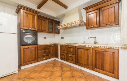 Resale - Tripex - Elche - Corazon de Jesus