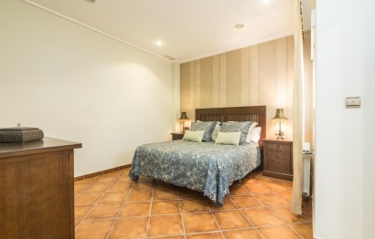 Resale - Tripex - Elche - Corazon de Jesus