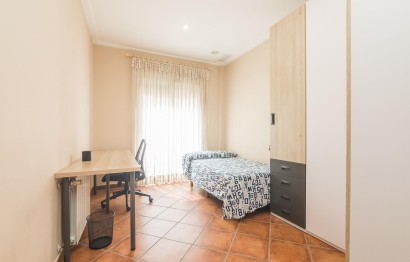 Resale - Tripex - Elche - Corazon de Jesus