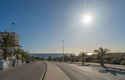 Reventa - Ático - Arenales del Sol