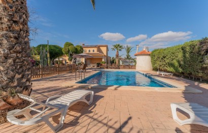 Resale - Villa - Elche Pedanías - Jubalcoy