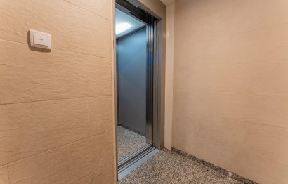 Revente - Appartement - Elche - Asilo - Pisos Azules