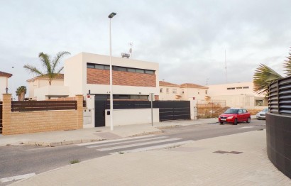 Resale - Terreno urbano - La hoya - La Hoya-Daimes-El Derramador