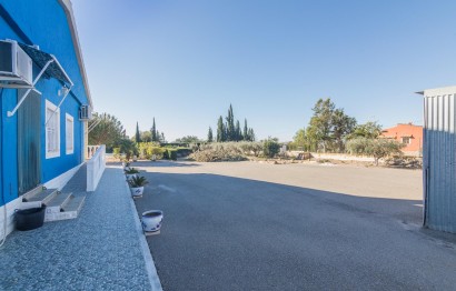Resale - Villa - Matola - Algoda-Matola-Llano de San José