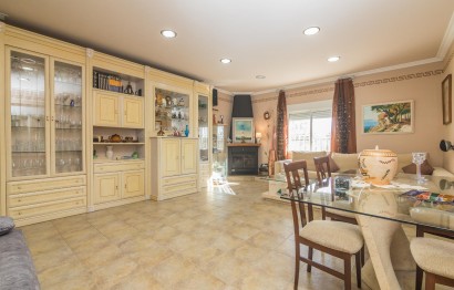 Resale - Villa - Matola - Algoda-Matola-Llano de San José