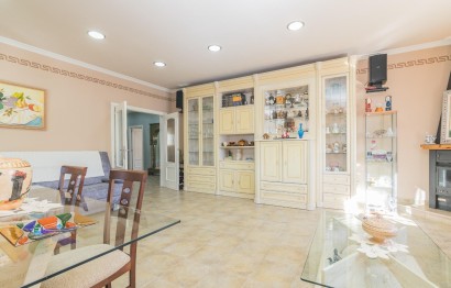 Resale - Villa - Matola - Algoda-Matola-Llano de San José