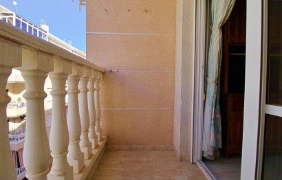 Resale - Apartment / flat - Torrevieja - Estacion de autobuses