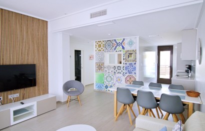 Resale - Apartment / flat - Pilar de la Horadada - Torre de la Horadada