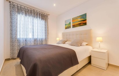 Resale - Apartment / flat - Pilar de la Horadada - Torre de la Horadada