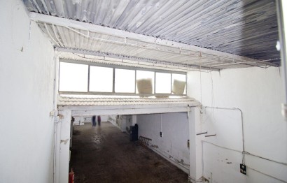 Revente - Nave industrial - Elche - Carrús Oeste