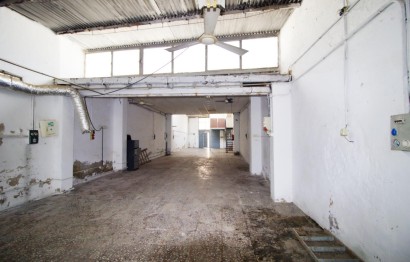 Revente - Nave industrial - Elche - Carrús Oeste