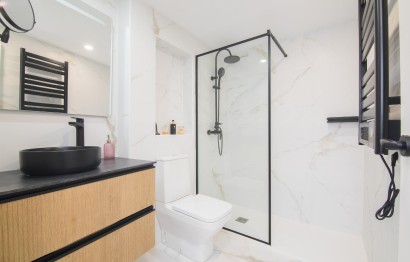 Reventa - Apartamento / piso - Elche - Reina Victoria-Miguel Hernández