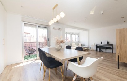 Reventa - Apartamento / piso - Elche - Reina Victoria-Miguel Hernández