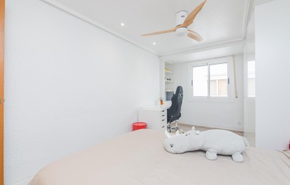 Reventa - Apartamento / piso - Elche - Reina Victoria-Miguel Hernández