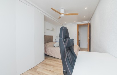 Reventa - Apartamento / piso - Elche - Reina Victoria-Miguel Hernández