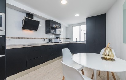 Reventa - Apartamento / piso - Elche - Reina Victoria-Miguel Hernández