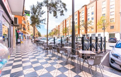 Resale - Commercial - Roquetas de Mar - Avenida Juan Carlos
