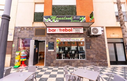 Resale - Commercial - Roquetas de Mar - Avenida Juan Carlos