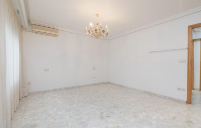 Revente - Casa - Elche - Corazon de Jesus