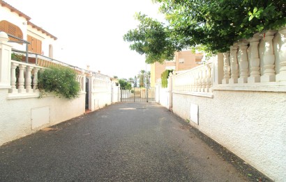 Resale - Bungalow Planta Baja - Santa Pola - Calas de Santiago Bernabeu