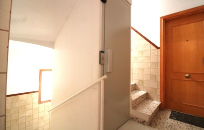 Resale - Apartment / flat - Santa Pola - Centro