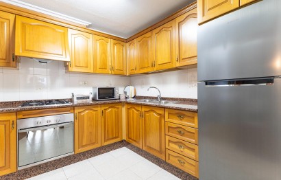 Resale - Apartment / flat - Santa Pola - Santiago bernabeu