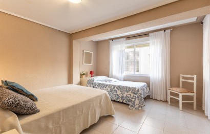 Resale - Apartment / flat - Santa Pola - Santiago bernabeu
