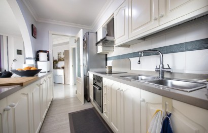 Resale - Apartment / flat - Santa Pola - Centro