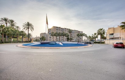 Resale - Apartment / flat - Santa Pola - Centro