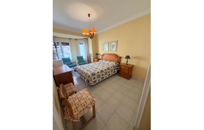 Resale - Apartment / flat - Santa Pola - Centro