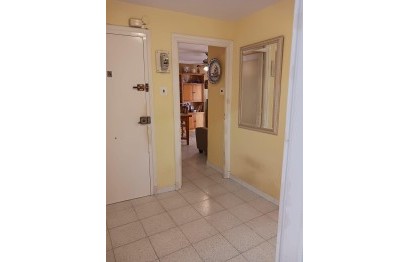 Resale - Apartment / flat - Santa Pola - Centro