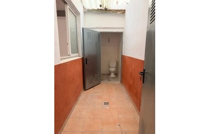 Revente - Commercial - Elche - Plaza Madrid