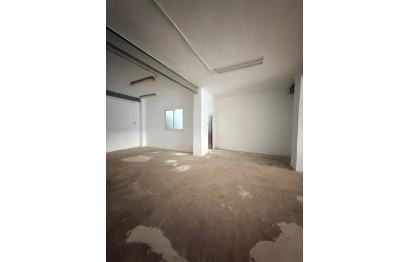 Revente - Commercial - Elche - Plaza Madrid
