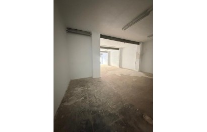 Revente - Commercial - Elche - Plaza Madrid